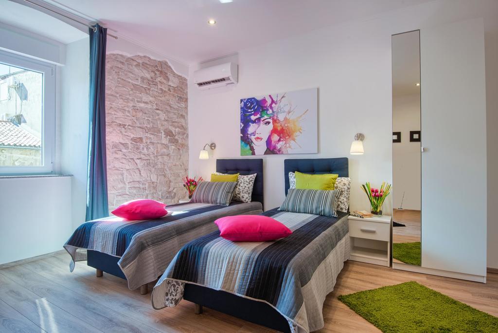 Top Center Rooms & Studio Pula Zewnętrze zdjęcie