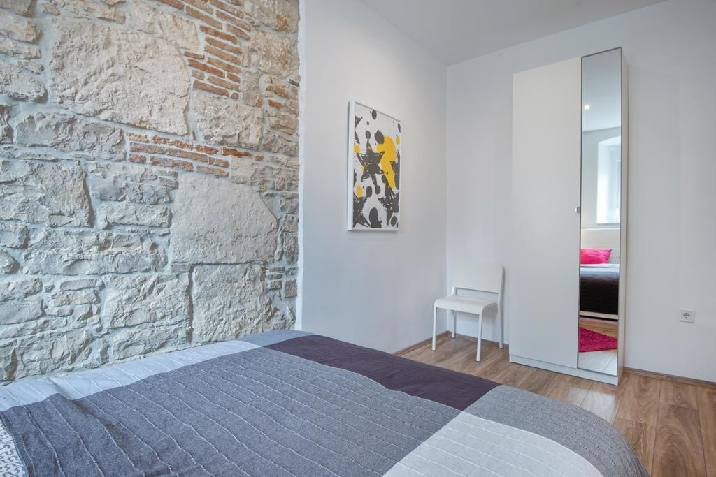 Top Center Rooms & Studio Pula Zewnętrze zdjęcie